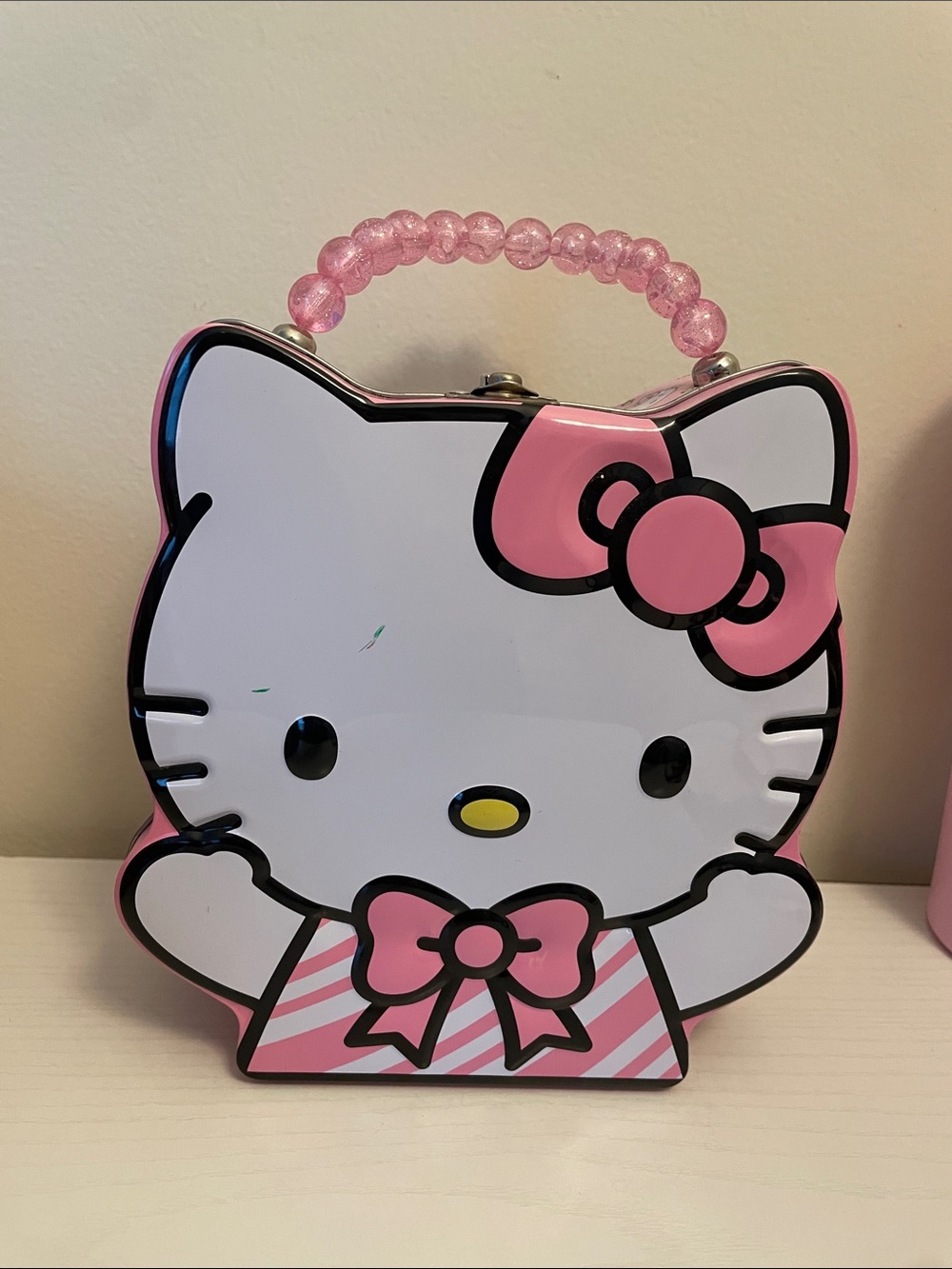 Sanrio Hello Kitty Pink & White Beaded-Handle Tin Purse